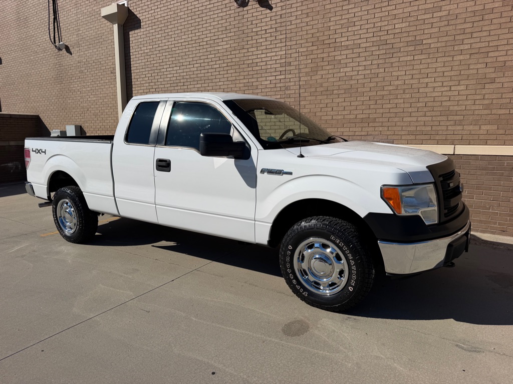 Photo 3 of this FORD F150 SC 4X4