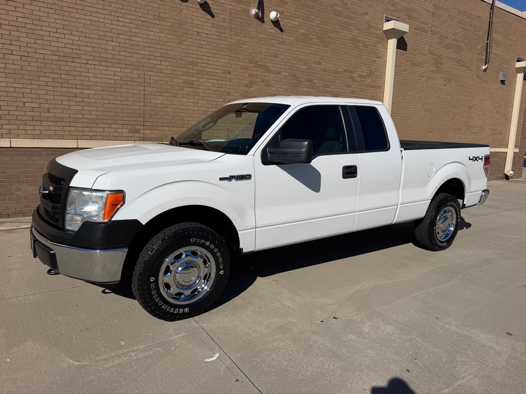 Photo 6 of this FORD F150 SC 4X4
