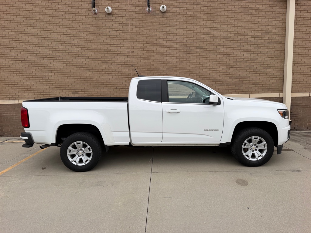 Photo 6 of this CHEVROLET COLORADO LT