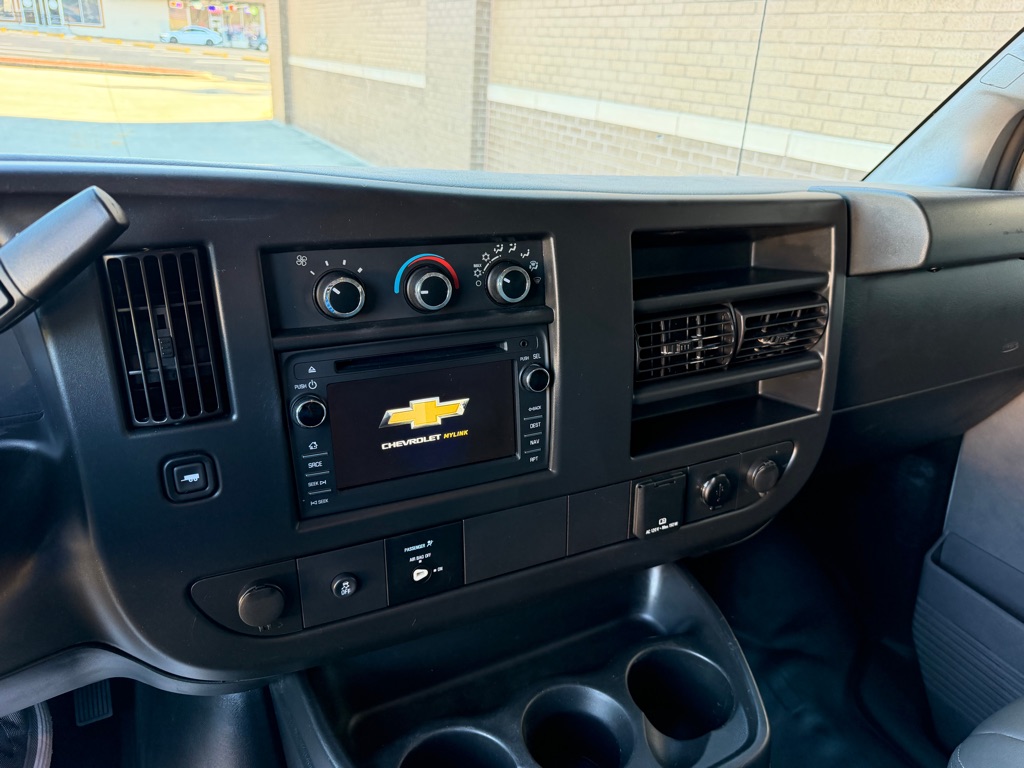 Photo 16 of this CHEVROLET EXPRESS G2500
