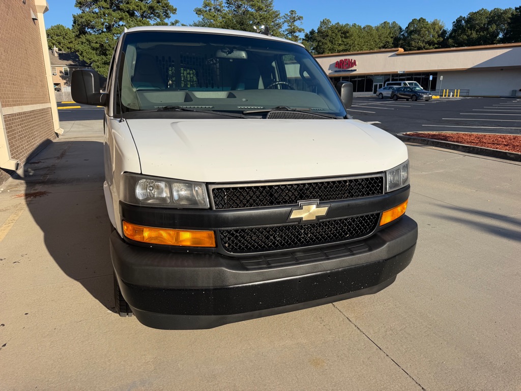 Photo 9 of this CHEVROLET EXPRESS G2500