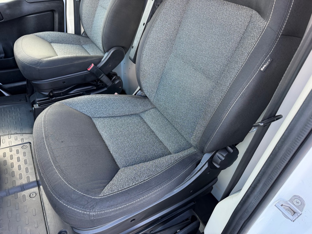 Photo 18 of this RAM PROMASTER 1500