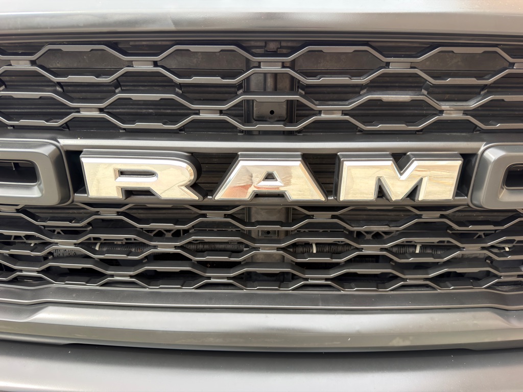 Photo 27 of this RAM 2500 6.4 HEMI