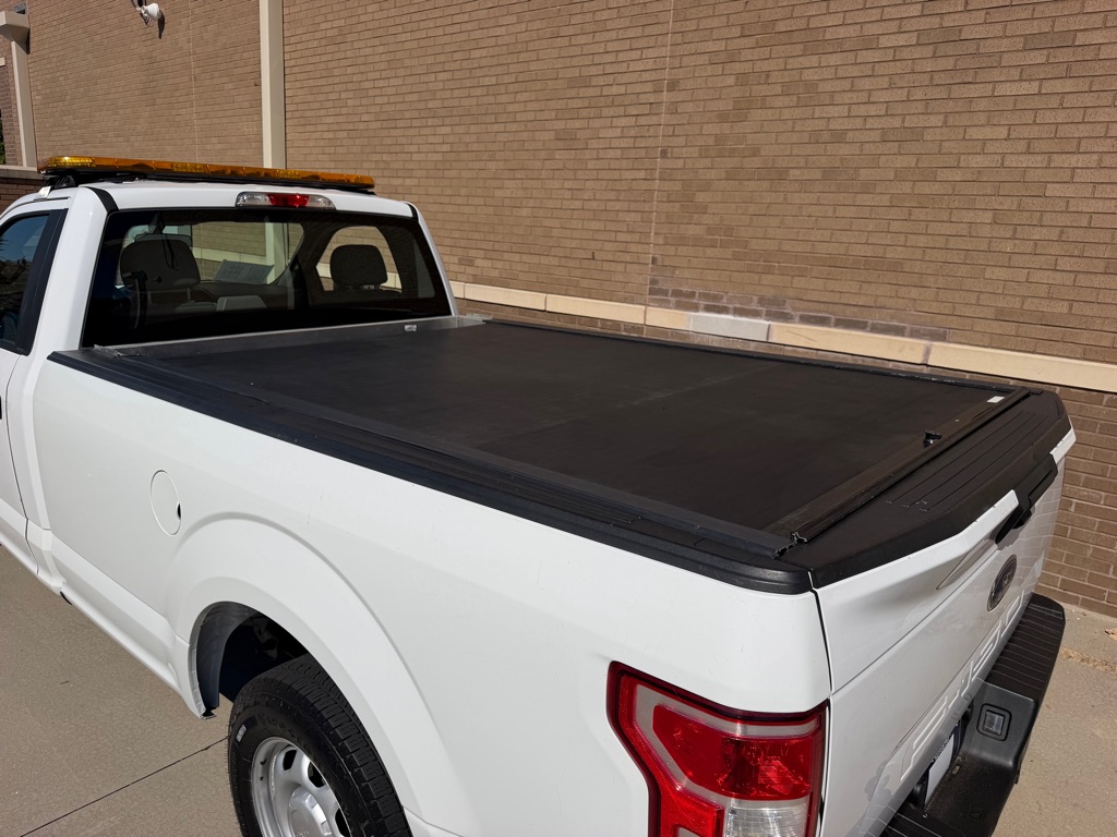 Photo 6 of this FORD F150 XL LWB