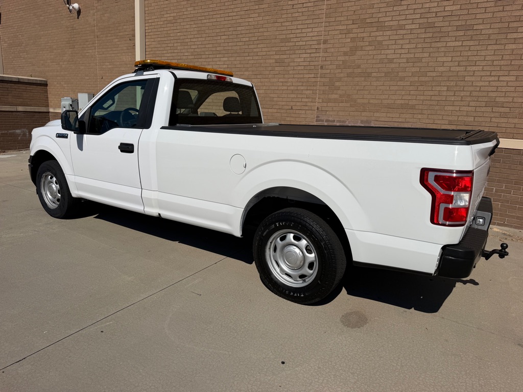 Photo 11 of this FORD F150 XL LWB