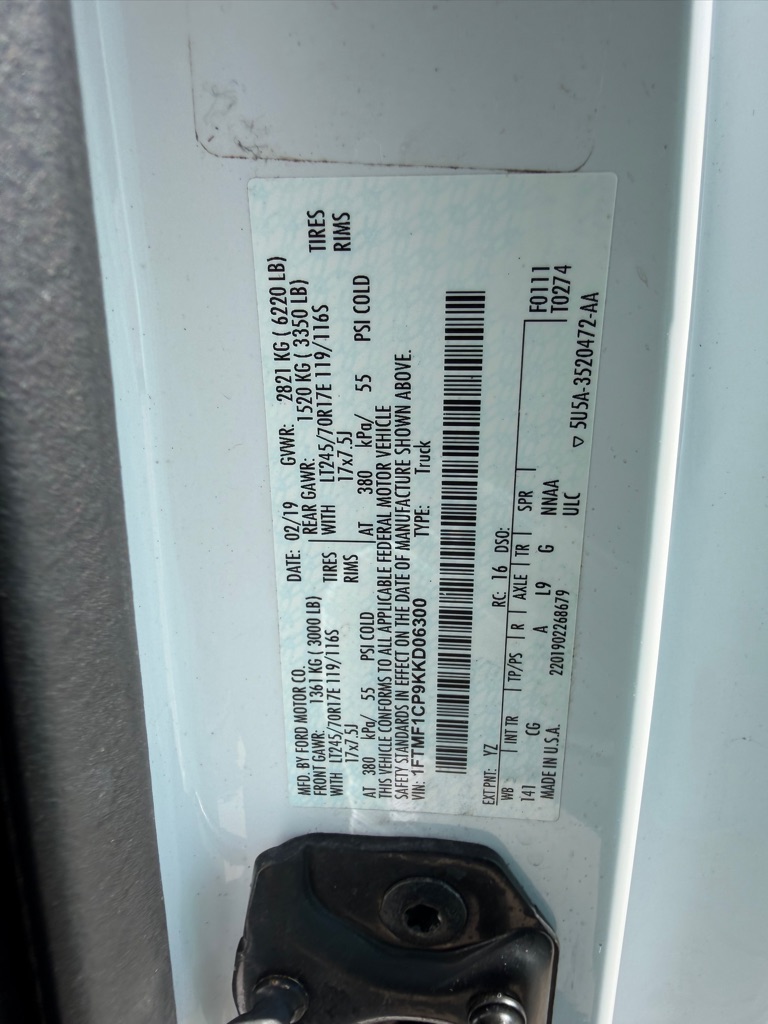 Photo 26 of this FORD F150 XL LWB