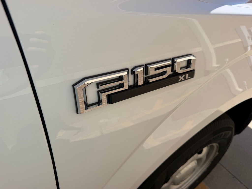 Photo 22 of this FORD F150 XL LWB