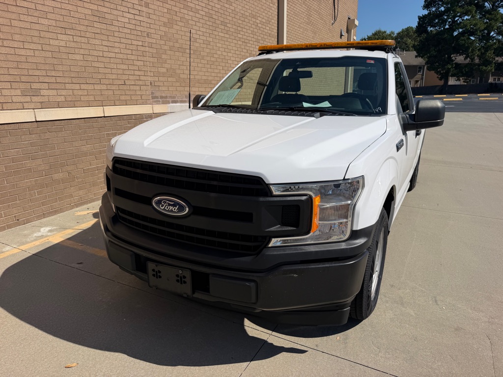 Photo 7 of this FORD F150 XL LWB