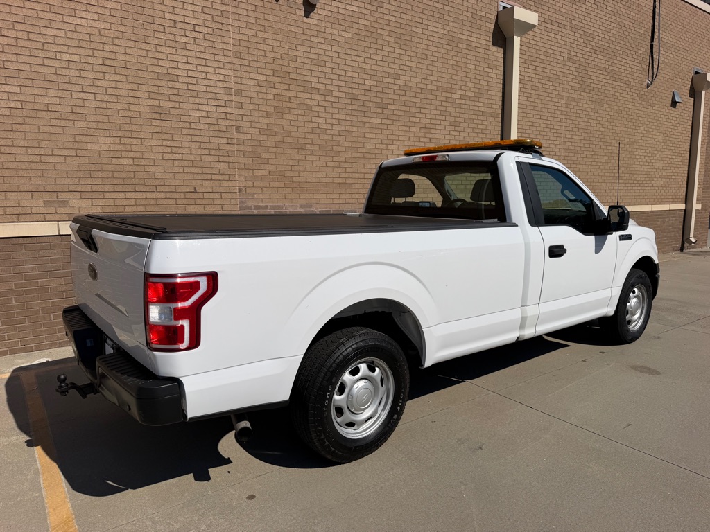 Photo 3 of this FORD F150 XL LWB