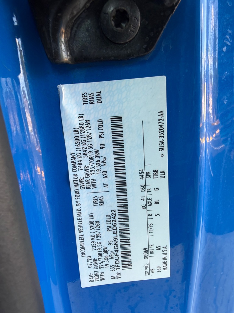 Photo 30 of this FORD F450 BOX