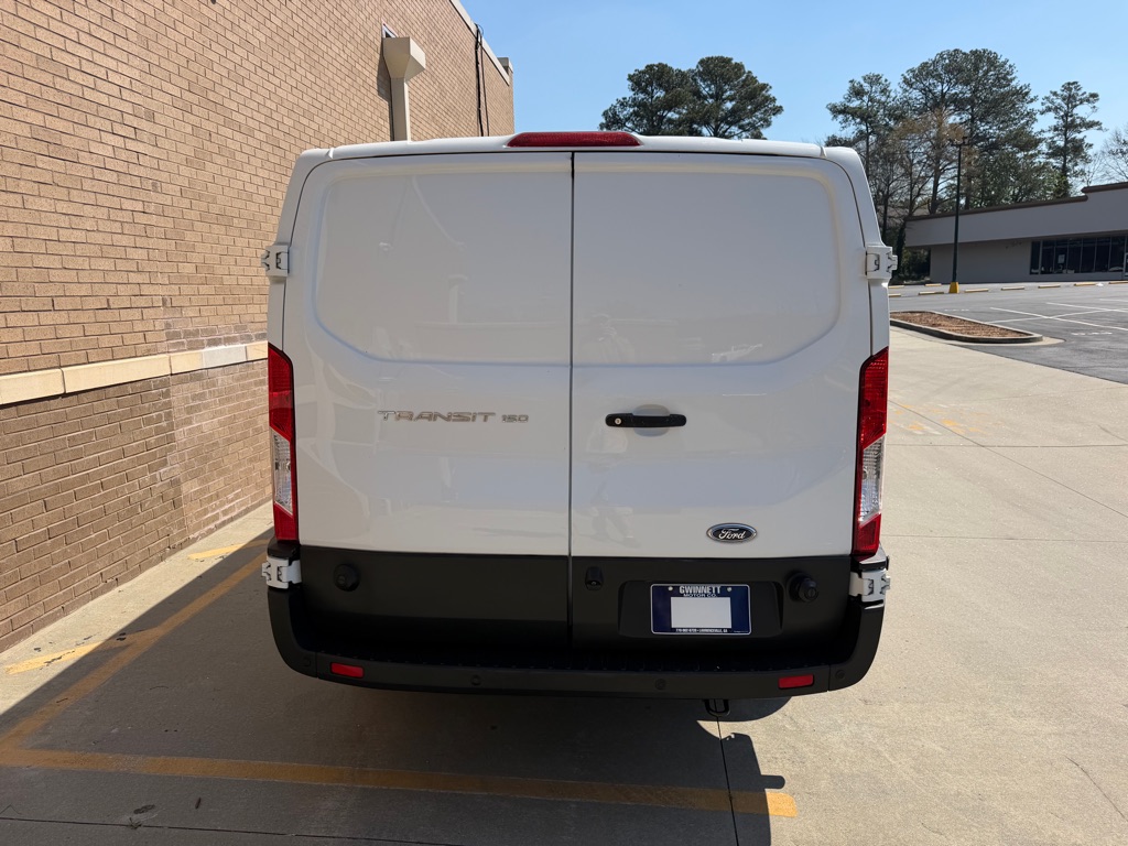 Photo 5 of this FORD TRANSIT T-150