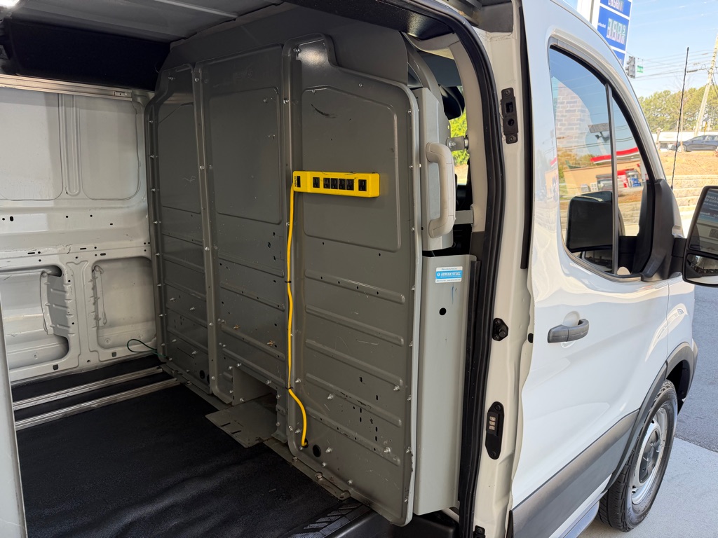 Photo 15 of this FORD TRANSIT T-150