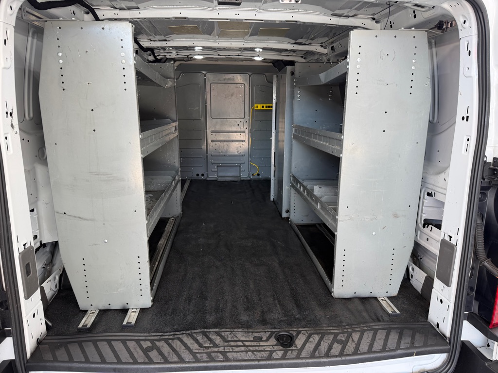Photo 14 of this FORD TRANSIT T-150