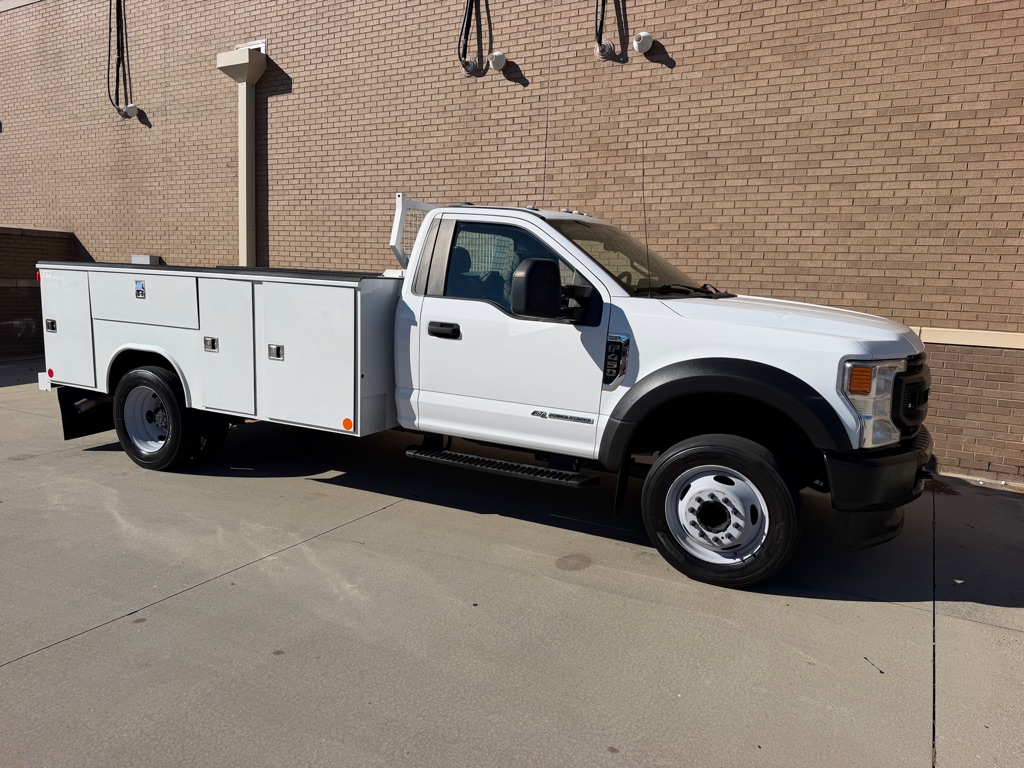 Photo 8 of this FORD F450 UTILITY