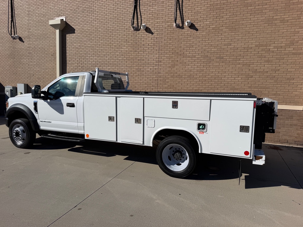 Photo 14 of this FORD F450 UTILITY