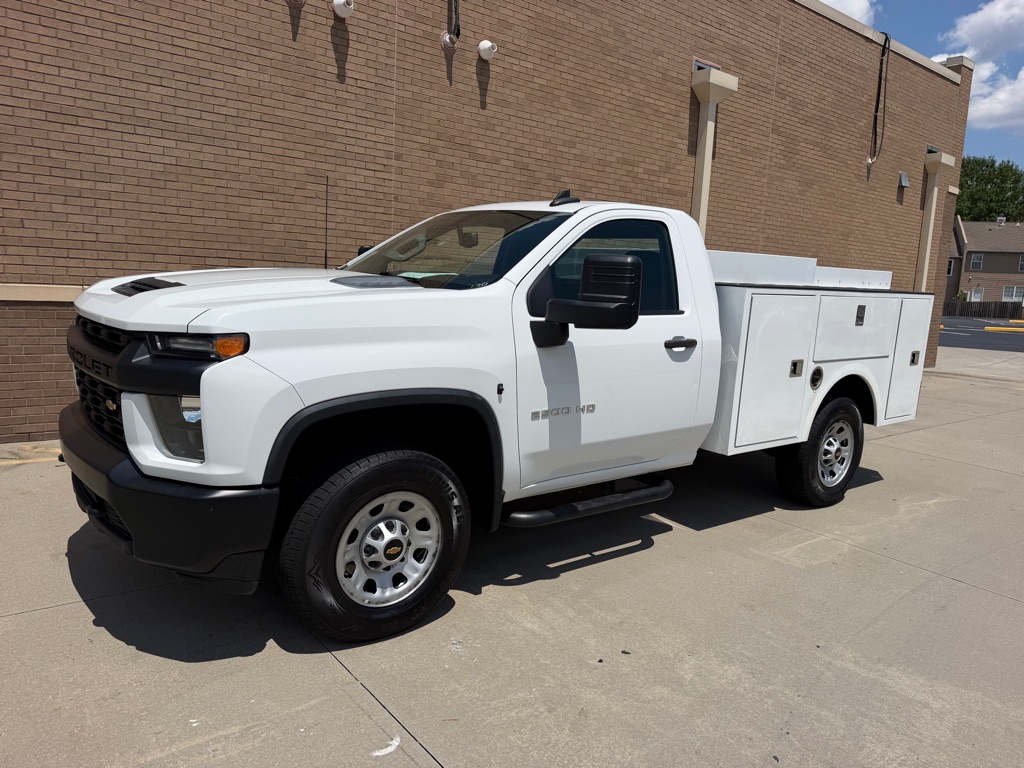 Photo 5 of this CHEVROLET SILVERADO 2500
