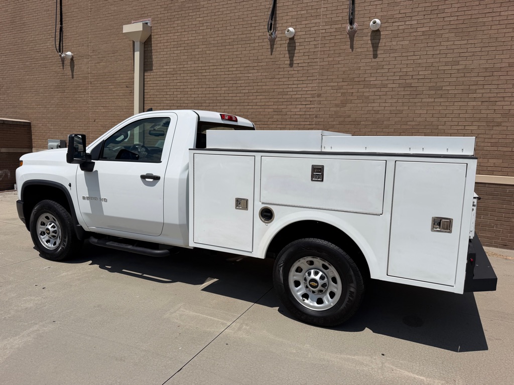 Photo 8 of this CHEVROLET SILVERADO 2500