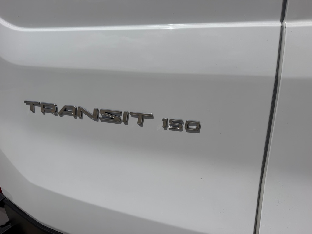 Photo 26 of this FORD TRANSIT T-150