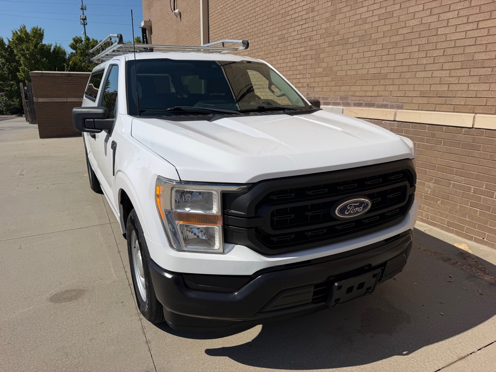 Photo 5 of this FORD F150 XL LWB