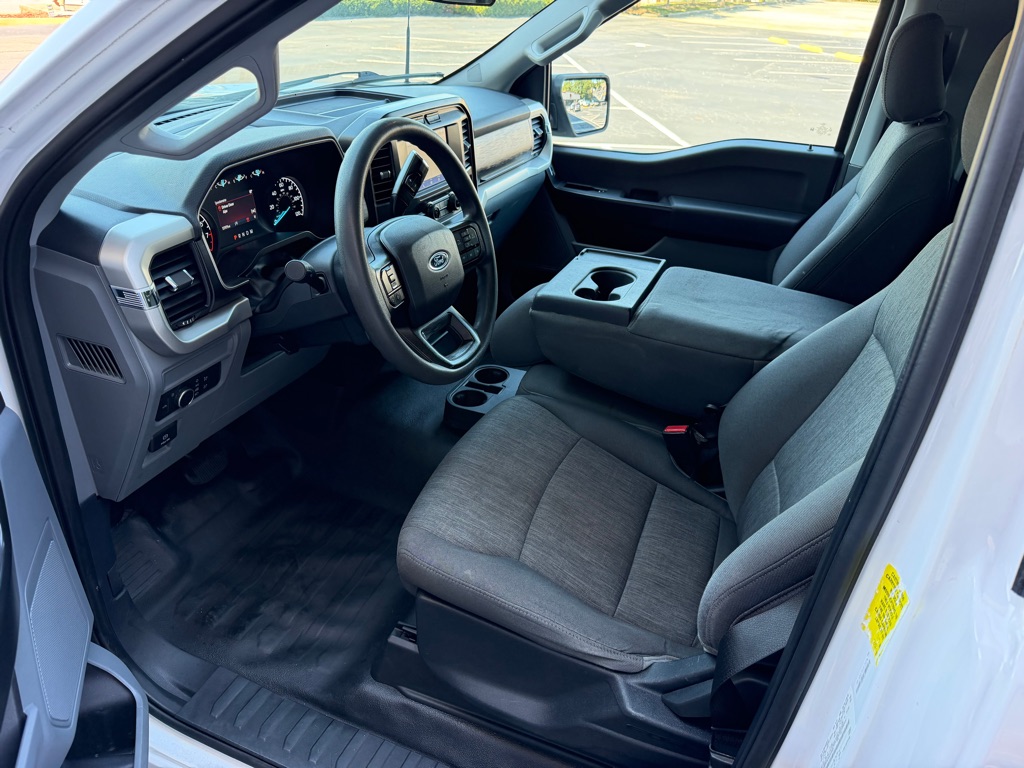 Photo 11 of this FORD F150 XL LWB