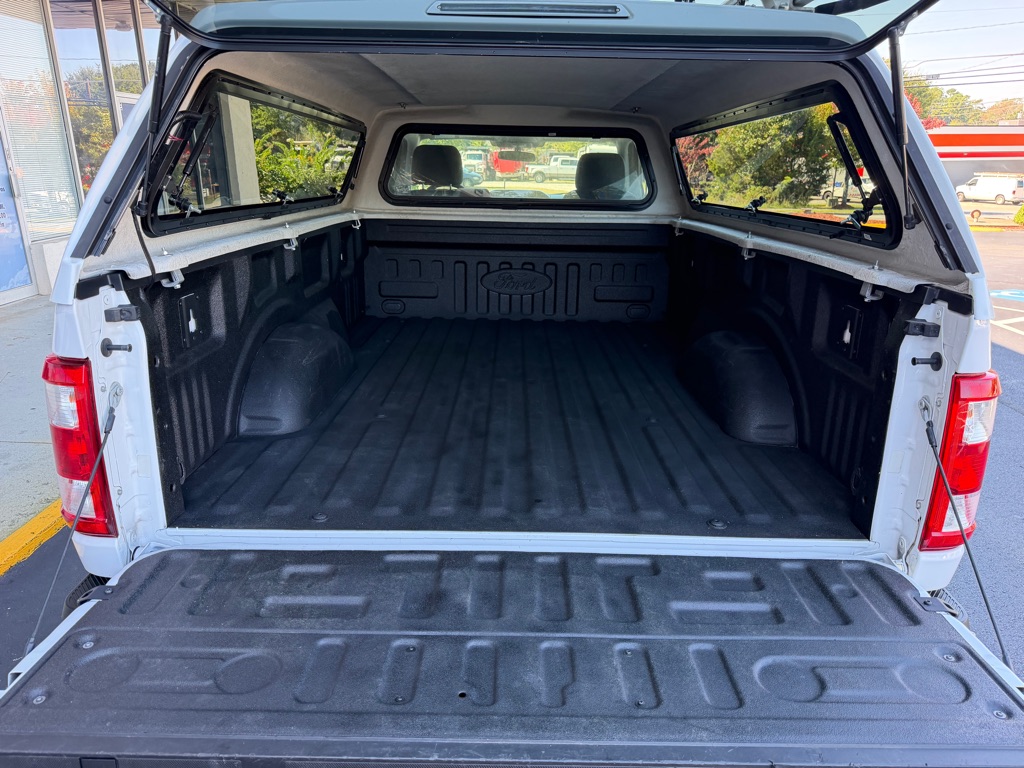 Photo 21 of this FORD F150 XL LWB