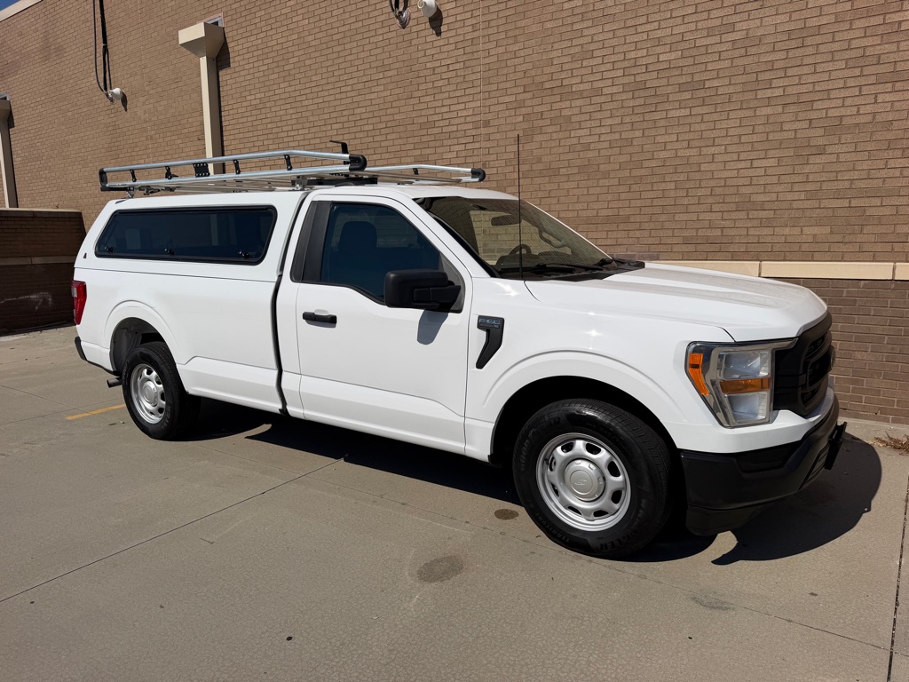 Photo 4 of this FORD F150 XL LWB