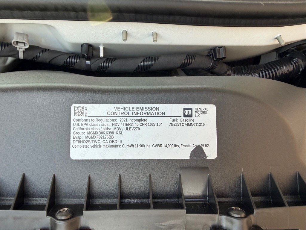 Photo 22 of this GMC SAVANA G3500