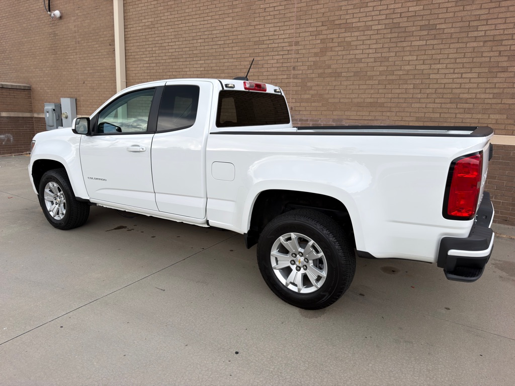 Photo 8 of this CHEVROLET COLORADO LT
