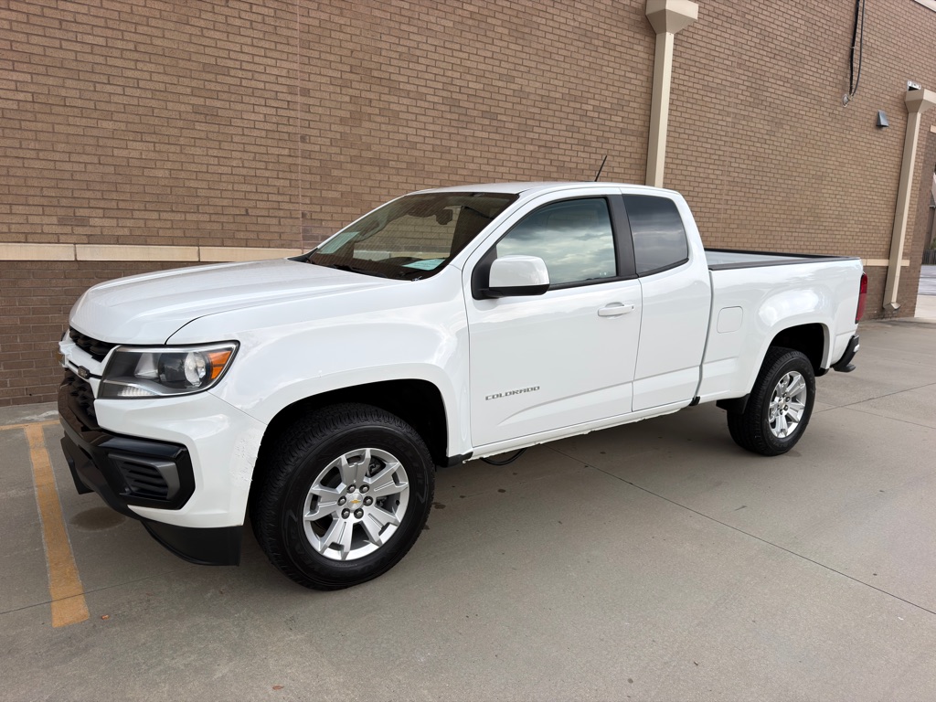 Photo 9 of this CHEVROLET COLORADO LT