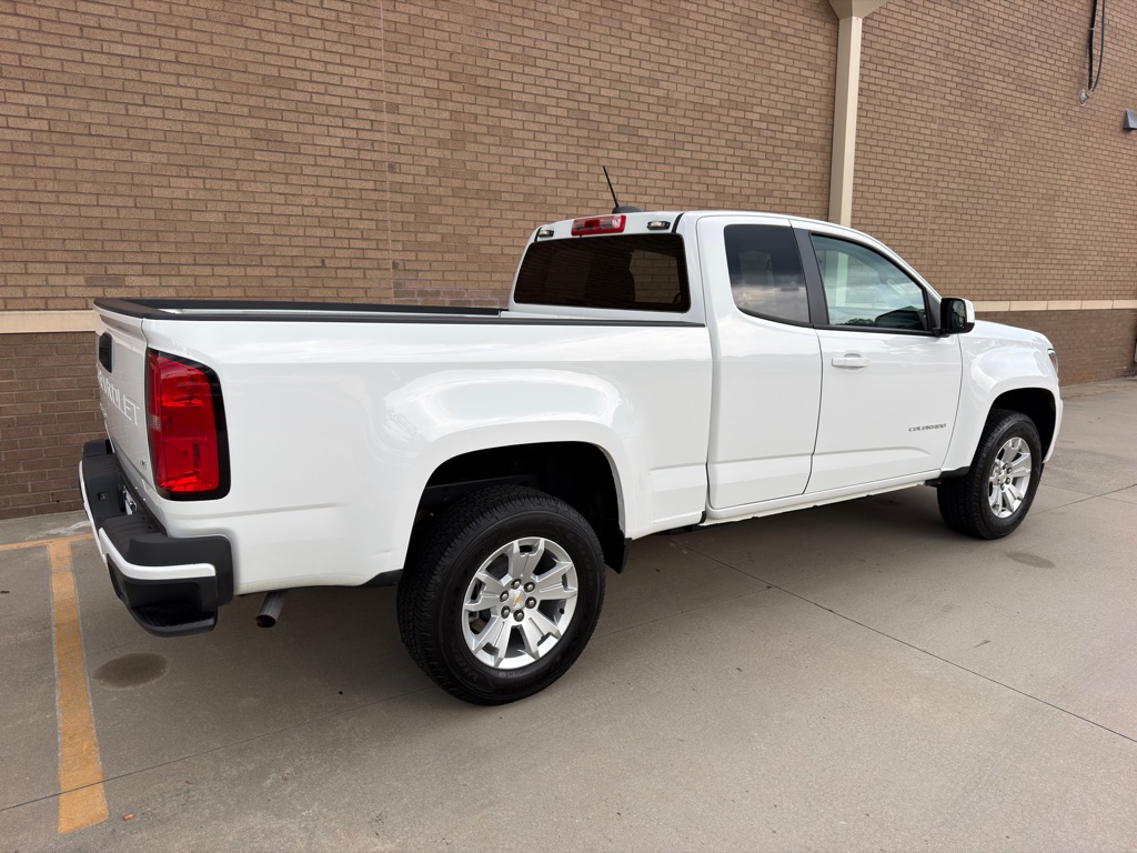 Photo 5 of this CHEVROLET COLORADO LT