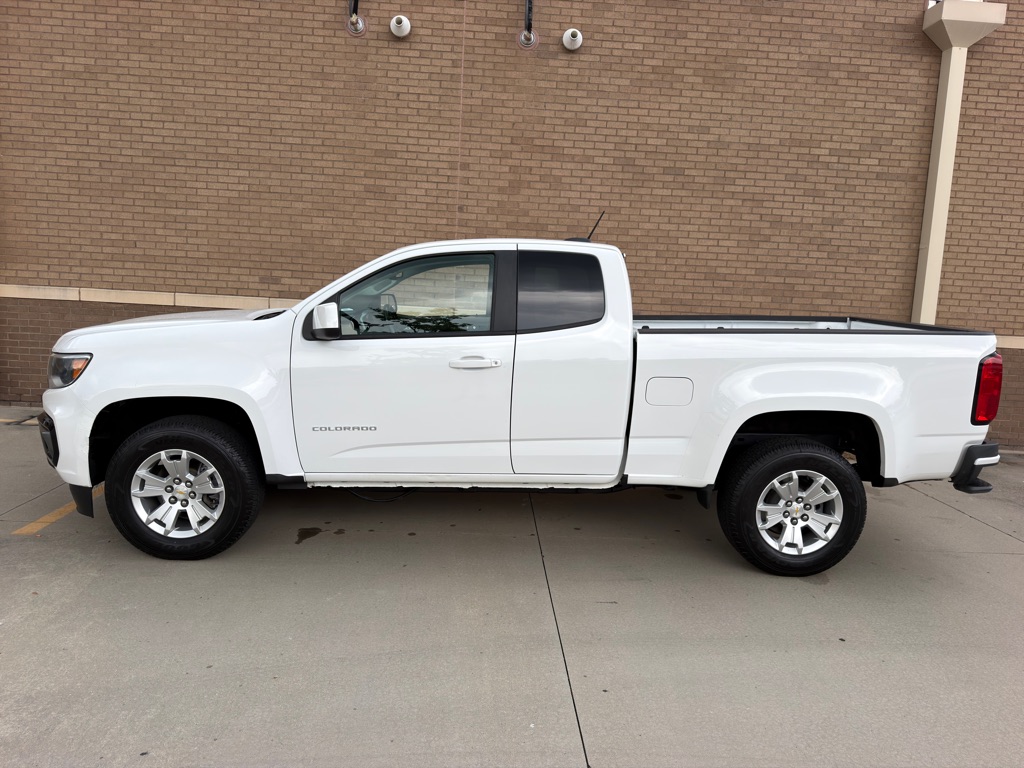 Photo 10 of this CHEVROLET COLORADO LT