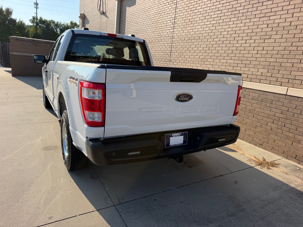 Photo 8 of this FORD F150 SC 4X4