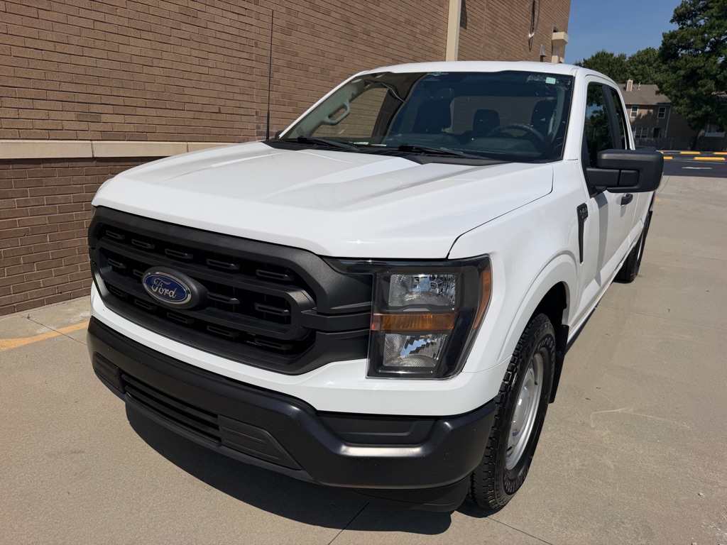 Photo 6 of this FORD F150 SC LWB