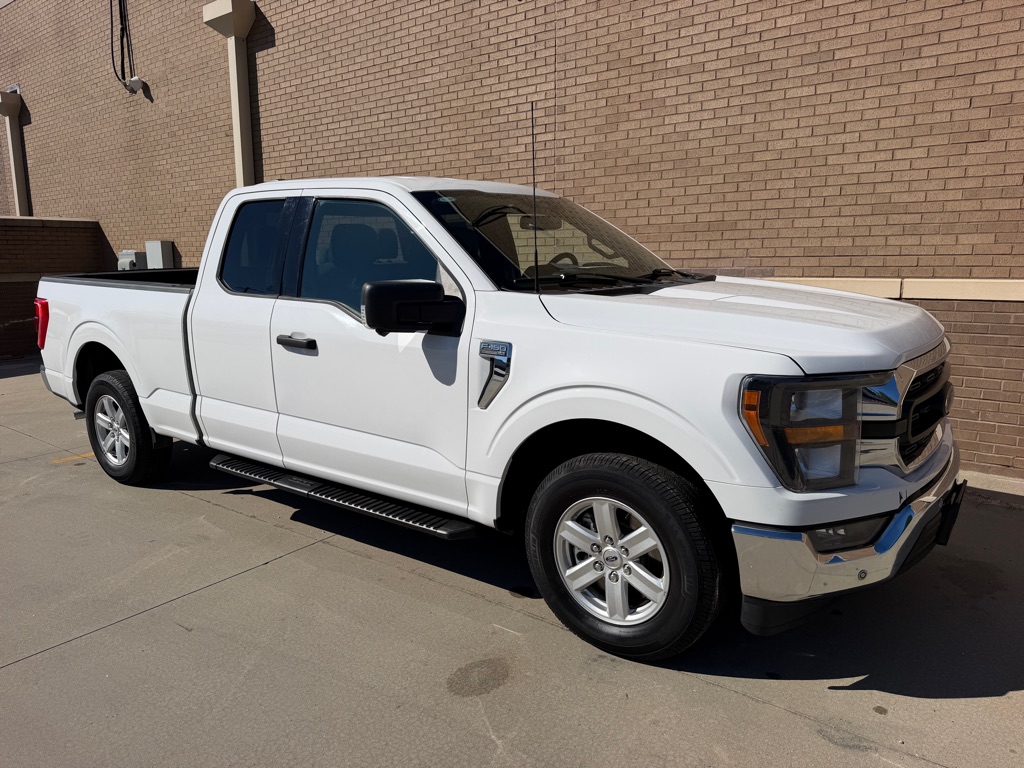 2023 FORD F150 SC XLT