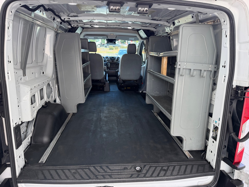 Photo 15 of this FORD TRANSIT T-150