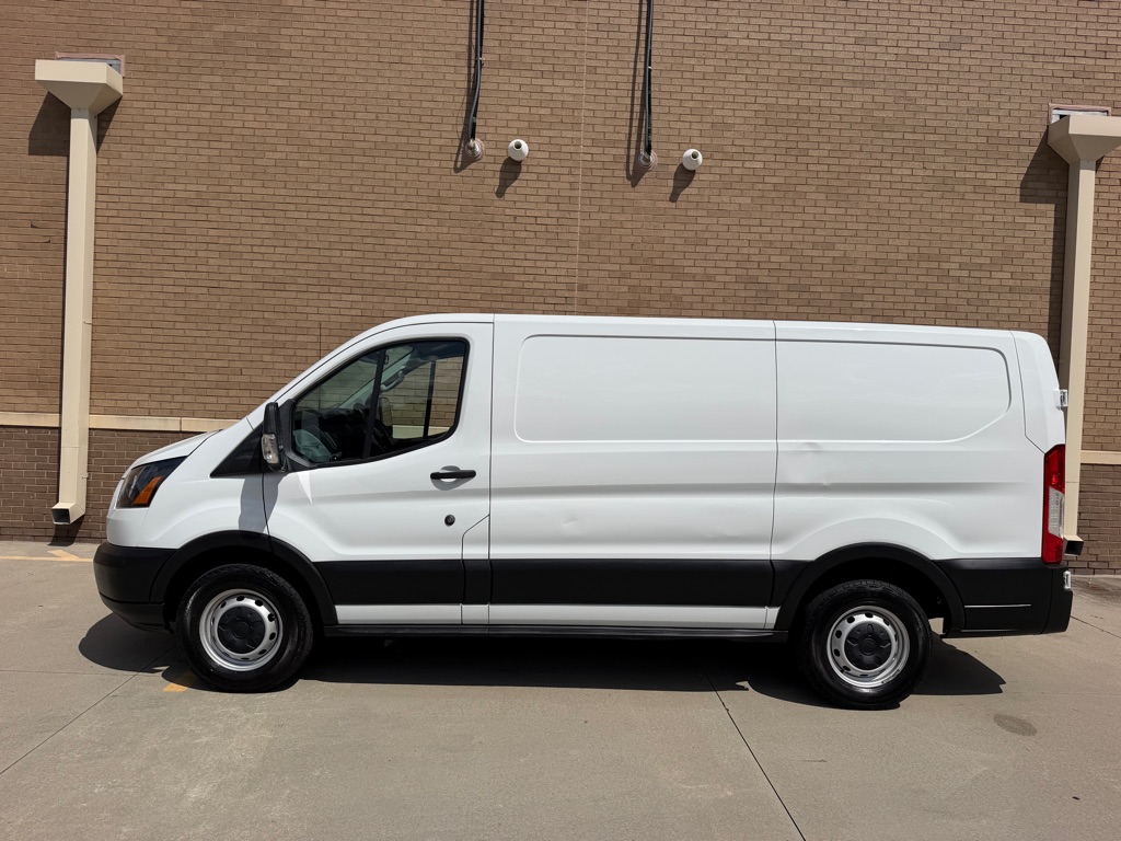 2019 FORD TRANSIT T-150