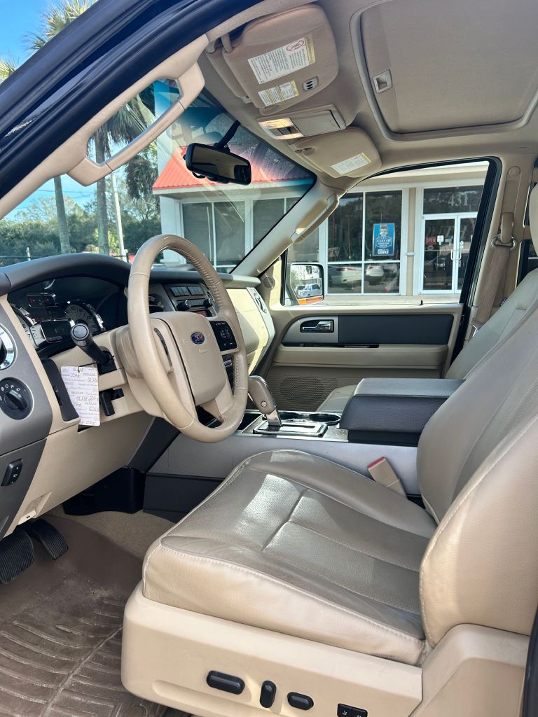 Photo 5 of this FORD EXPEDITION