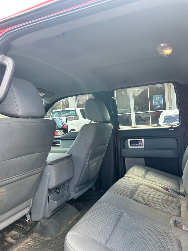 Photo 6 of this FORD F150
