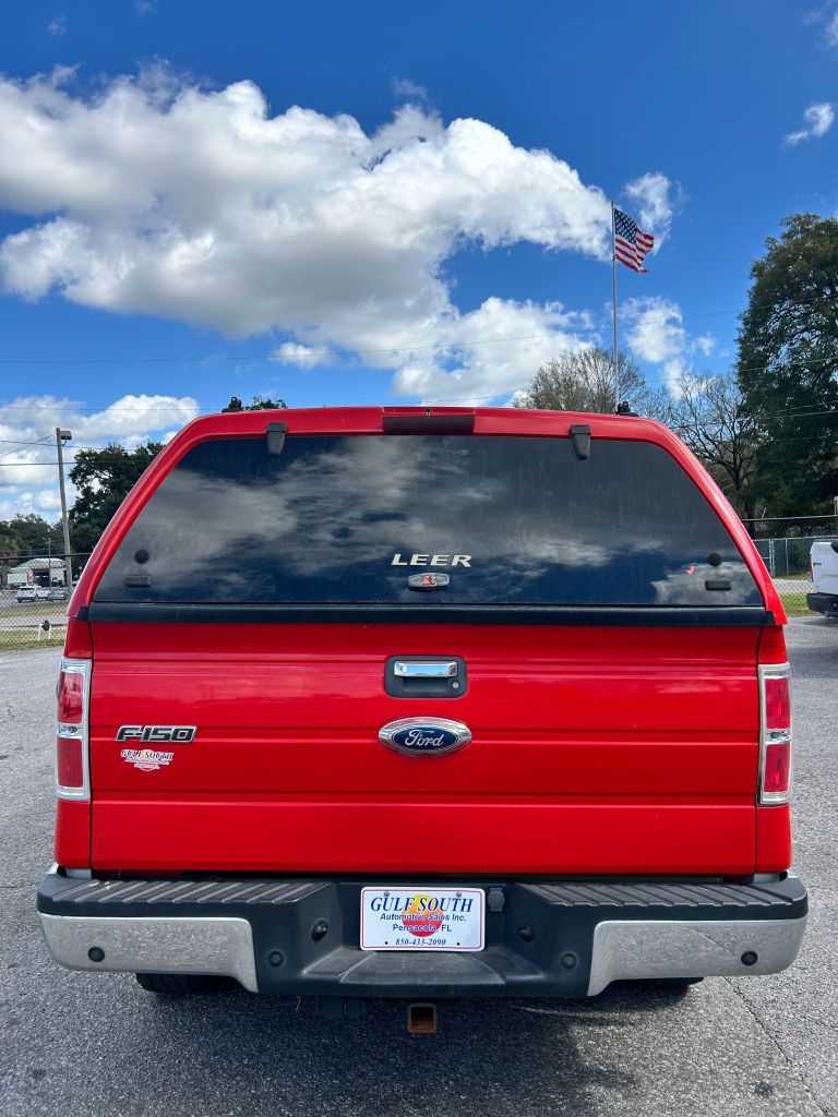 Photo 4 of this FORD F150