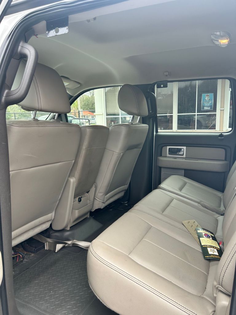 Photo 6 of this FORD F150