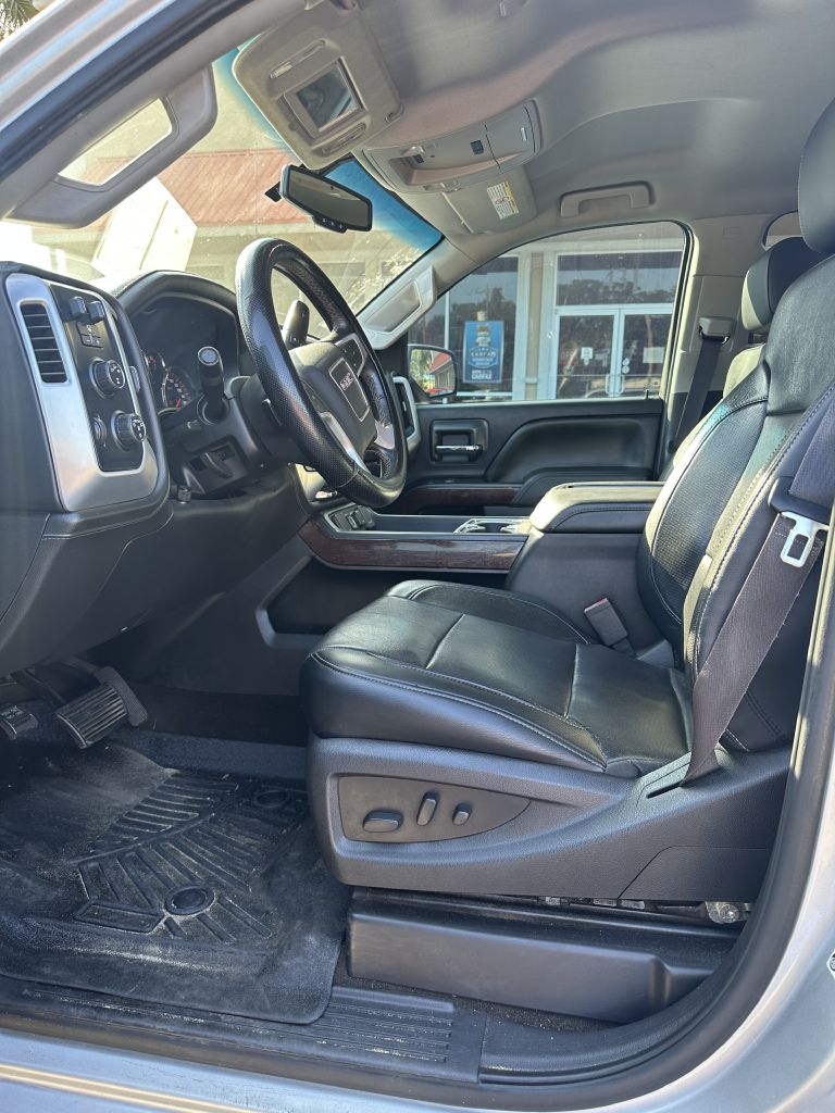 Photo 5 of this GMC SIERRA