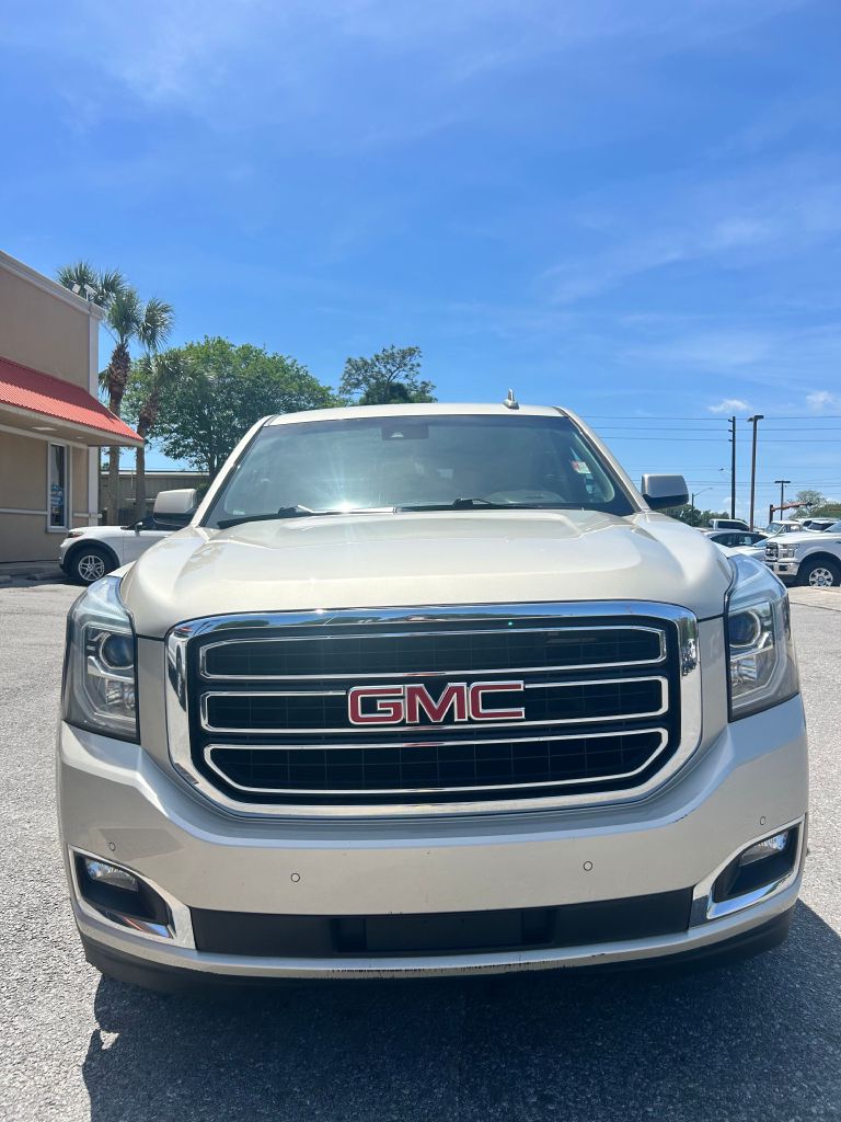 Photo 4 of this GMC YUKON XL