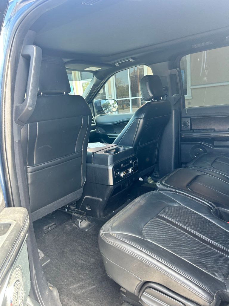 Photo 6 of this FORD EXPEDITION