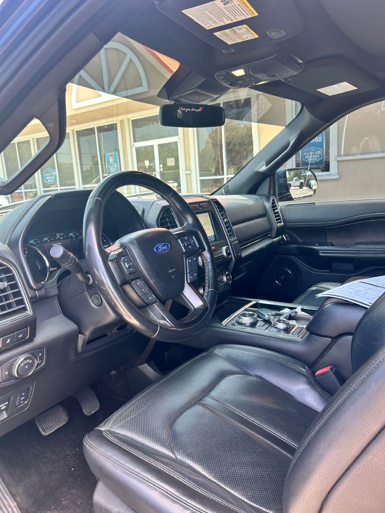 Photo 5 of this FORD EXPEDITION