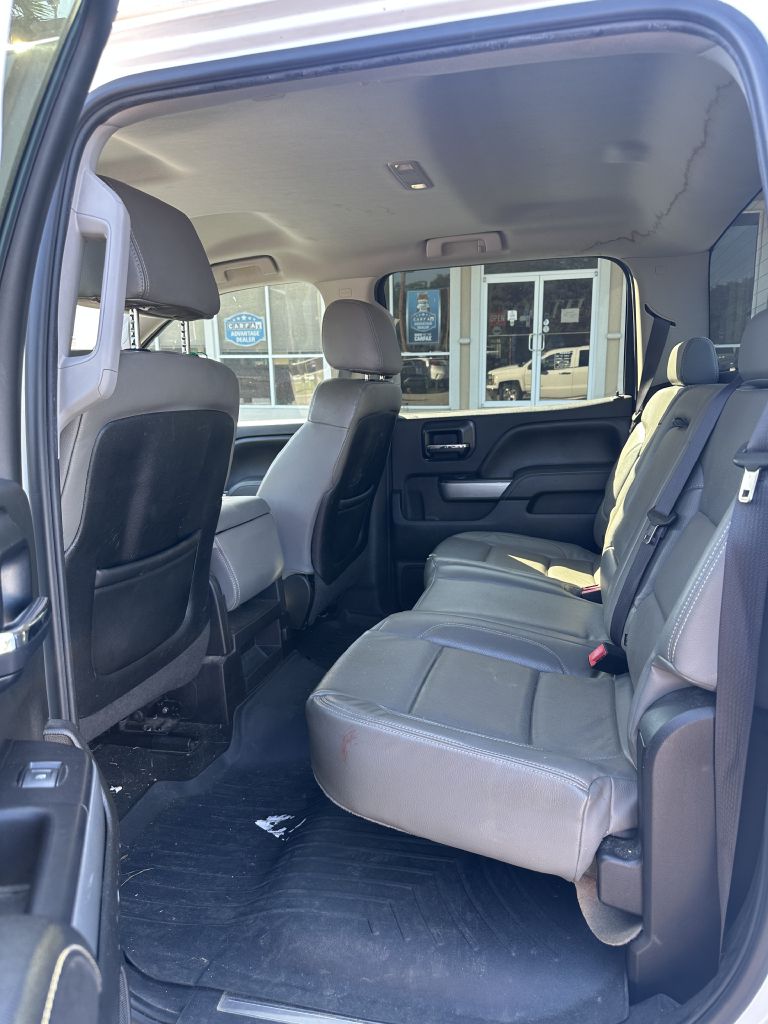 Photo 6 of this CHEVROLET SILVERADO 1500