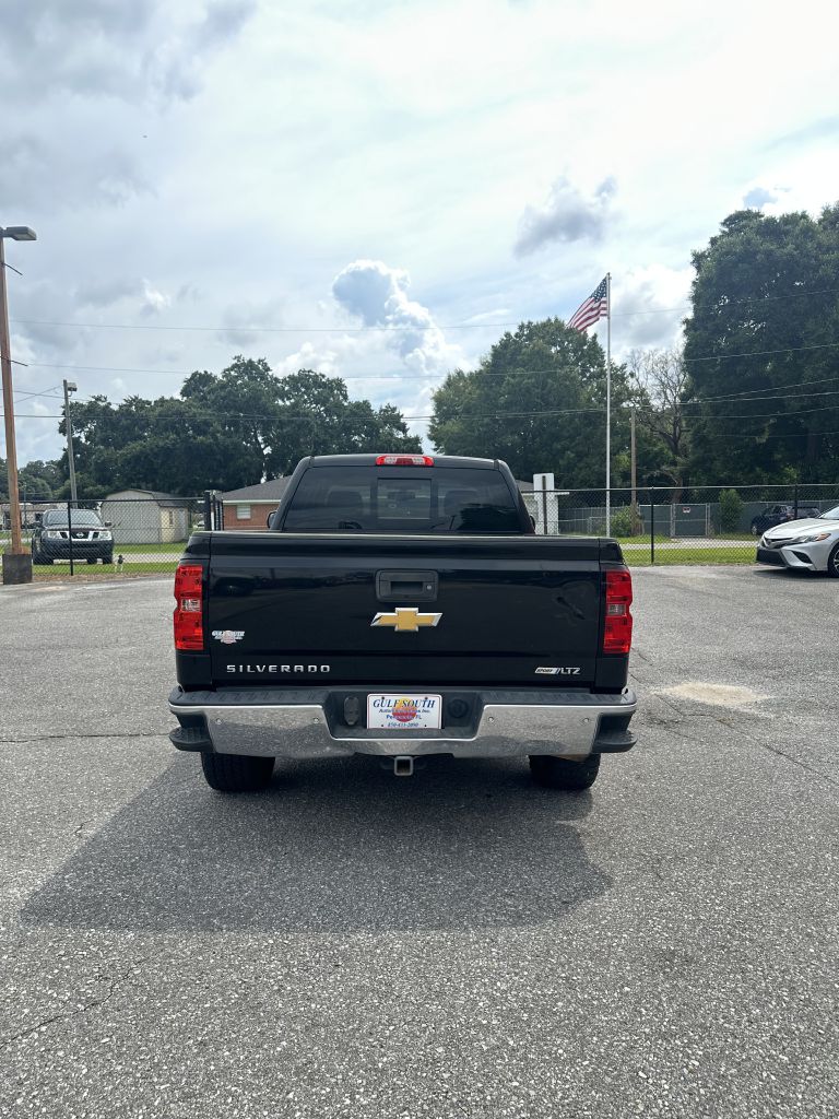 Photo 4 of this CHEVROLET SILVERADO 1500