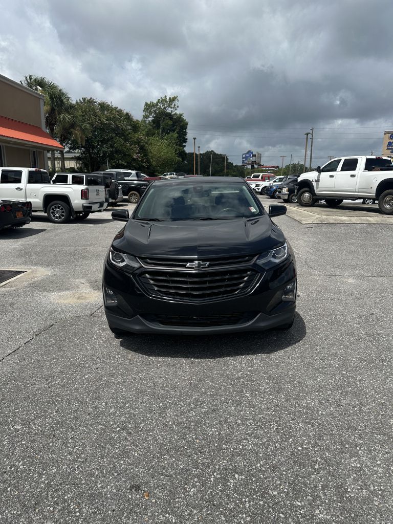 Photo 3 of this CHEVROLET EQUINOX