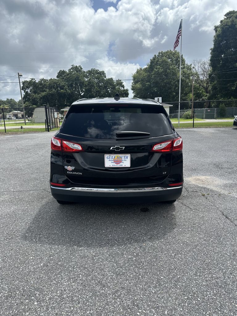 Photo 4 of this CHEVROLET EQUINOX
