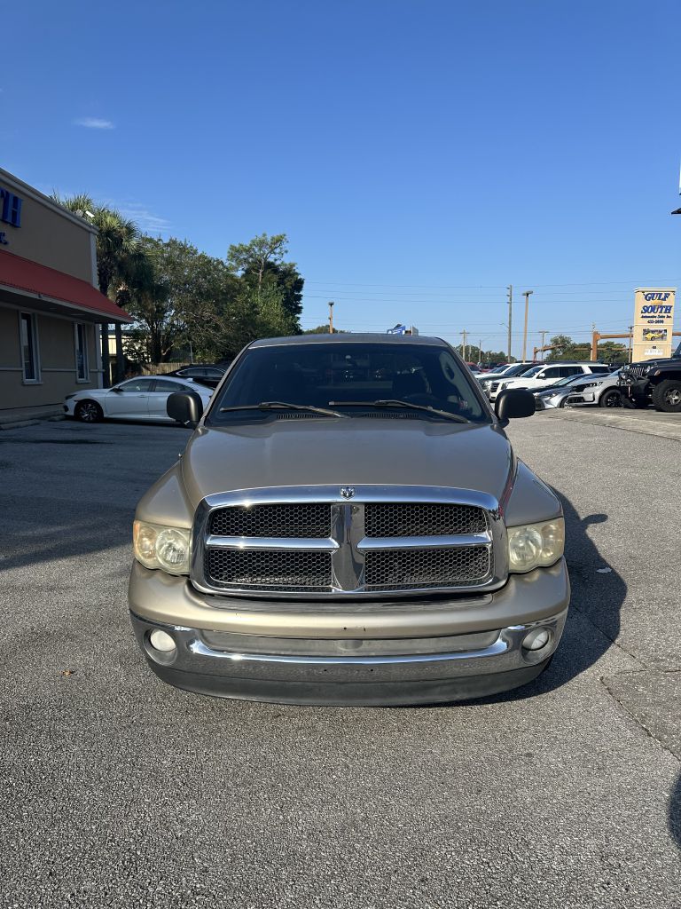 Photo 3 of this DODGE RAM 1500