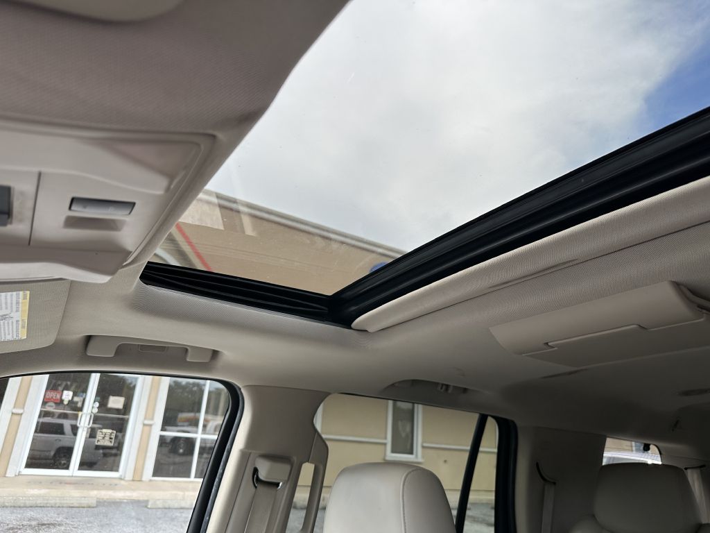 Photo 6 of this CADILLAC ESCALADE